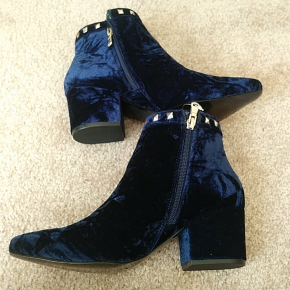 Shoe - Picture 6 of 8